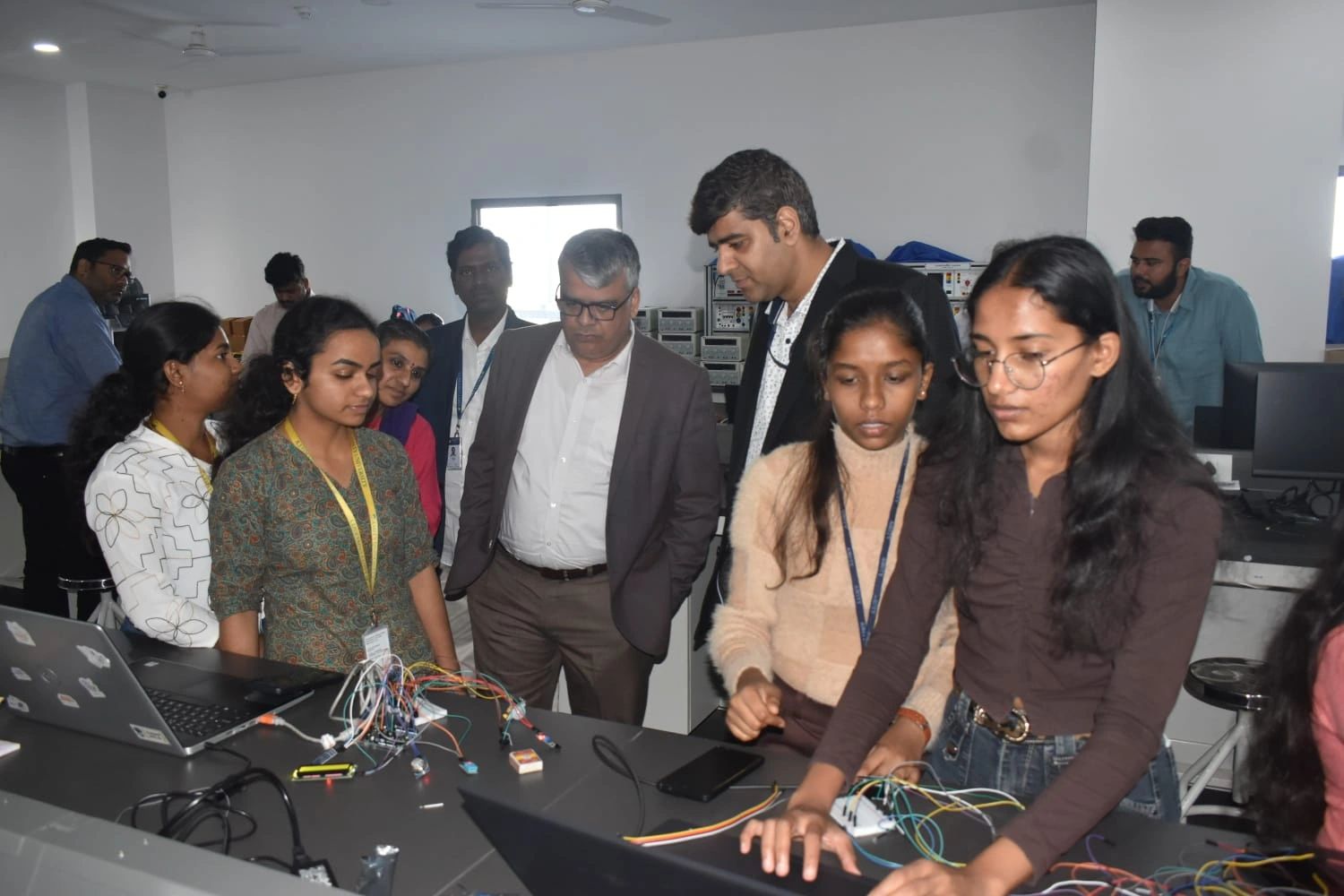 5 Days Workshop on Electronics Prototyping & IoT